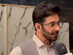 Criticising Shah Rukh Khan will start a fight'