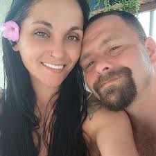 First time spider owner here, I've had a male eyelash for 3/4 months. The  last time I seen him eat was 3 weeks ago. I noticed last night he was  walking strangely