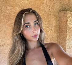 Lily Phillips Stopped at US Border and Banned from Airbnb