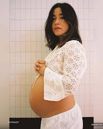 Maya Erskine Nude and Sexy Collection - Fappenist