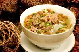 Assalamualaikum dan salam sejahtera, masih mod raya walaupun dah start kerja pada raya keenam.walaweh.:). Resep Membuat Soto Bandung Khas Sunda Katalog Kuliner