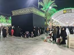 Karbala or kerbala is a city in central iraq, located about 100 km southwest of baghdad, and a few miles east of lake milh, also known as ra. Yaser Emre Auf Twitter Irak Kerbela Da Hz Huseyin In Turbesine 2 Gunlugune Kabe Nin Maketi Yerlestirilmis Soz Konusu Maket Iki Gun Aradan Sonra Turbeden Cikarilmis Https T Co Zpej0rbrr6 Https T Co Njrupt9e2t