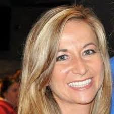 Heather Wallen's Instagram, Twitter & Facebook