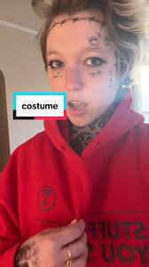 CONFIDENCE BOOST! i think i was at least 3 girls’ bisexual awakenings at  the halloween party 🤩 #postmalone #halloweencostume #bi #facetattoos