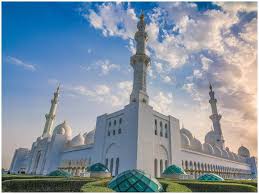 It falls on the first day of shawwal (tenth month of the islamic calendar), after the completion of the month long fast of ramadan. 574ghaudto8tmm