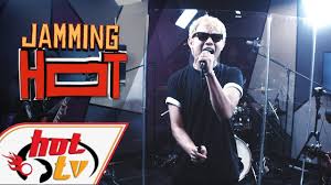 Includes midi and pdf downloads. Akim The Majistret Lagu Untuk Laila Live Jamming Hot Youtube
