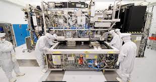Mar 23, 2021 · asml holding's (nasdaq:asml) stock price rallied roughly 460% over the past five years. Asml Is A Linchpin In Solving The World S Microchip Shortage Quartz