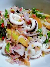 Bunga kantan ini sedap dimasak bersama laksa,kerabu mangga dan sebagainya.oleh kerana harganya bertambah mahal. Kerabu Sotong Easy Bake Lab