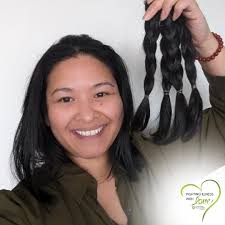 A huge THANK YOU to the amazing Grade 6 class from Paul Penna for visiting  our Chai Lifeline office! 💛 Your kindness and generosity were truly  inspiring as you packaged toys for