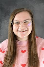 Amber Hudgins's Instagram, Twitter & Facebook