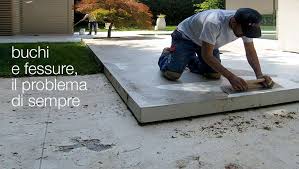 Piastrelle da giardino sono confortevoli , durevole e funzionale. Pavimento Esterno Cemento Un Problema Ricorrente Pavimenti In Resina