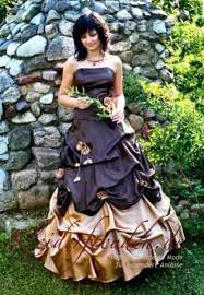Maybe you would like to learn more about one of these? Romantisches Brautkleid Aus Satin Braun Schwarz Kleiderfreuden