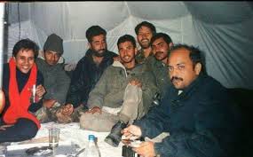 Самые новые твиты от vikram batra (@vjsbatra): Yeh Dil Maange More Many Pay Tribute To Captain Vikram Batra On His Birthday