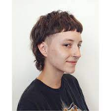 Hannah Brady They She On Instagram Bowl Mullet Bullet Sideeye Mullet Hairstyle Punk Hair Short Punk Hair