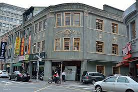 mikkeller taipei 很潮的老宅與23種啤酒口味 大稻埕北門站美食 street view scenes street