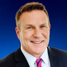 Robbie Timmons's Instagram, Twitter & Facebook