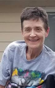 can someone edit my mom's photo?