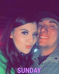 I wanna take a min and thank this girl. She is the most caring and out  going person I have ever met and the most gorgeous woman in the world. Your  the