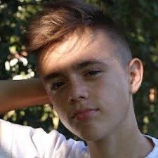 Знаменитости родившиеся в Боснии и Герцеговины, страница 4