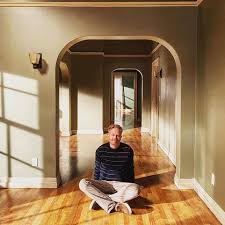 12 cool concepts of how to upgrade 4 bedroom modern house plans simphome. Modern Family Ends 10 Year Run On Abc As Whole Pritchett Family Says Goodbye During Series Finale Express Digest