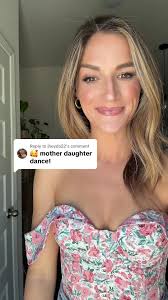 Replying to @jheyda22 I LOVE THIS!!! 😭😭😭 #bffl #womeninmusic  #weddingtiktok #acoustic #love #friendship #maidofhonorspeech