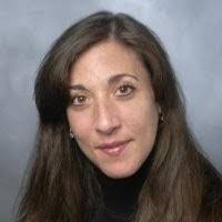 Leslie Feldman's Instagram, Twitter & Facebook