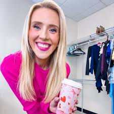 Pink Dreamin' 💕 Almost Friyay!