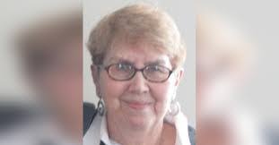 Gayle Gross's Instagram, Twitter & Facebook