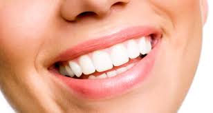 Il ne faut jamais oublier qu'une infection dentaire mal soignée peut avoir de graves conséquences sur l'ensemble de. Dents Abimees Comment Retrouver Le Sourire Sante Magazine