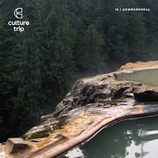 At an elevation of 2,649 feet, umpqua hot springs are found by hiking along the north umpqua trail in idleyld park, oregon. Umpqua Hot Springs Is Hidden In An Oregon Forest