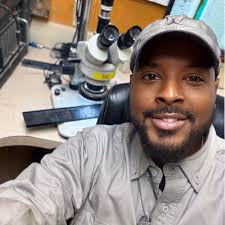 🥴 Movie Karens and “source material” cheese heads are the worse.