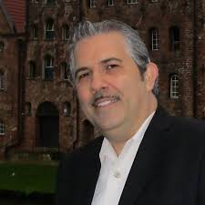 Bela Lugosi in Person: Kaffenberger Jr., William M., Rhodes, Gary D.,  Croft, Ann: 9781593938055: Amazon.com: Books