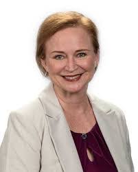 Carrie Bacon's Instagram, Twitter & Facebook