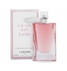 Escribiendo una nueva historia olfativa, la vie est belle reinterpreta nuestro icónico eau de toilette dando lugar al primer osmanthus apetitoso, conocida como la flor de la. Eau De Toilette Lancome La Vie Est Belle Edt Floral Femme 100ml