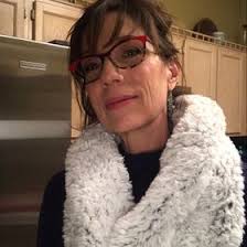 Donna Maly (lipglossgirl31)