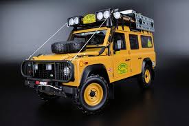 The truck was driven by the italian team that went on to win the race that year. Review Almost Real Land Rover Defender 110 Camel Trophy Diecastsociety Com