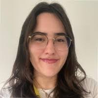 Elizabeth Raya's Instagram, Twitter & Facebook