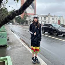 eu sou russa, uso ushanka" ah ok eu sou daniel uso toca do chaves