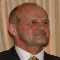 8 "Marek Pakulski" profiles