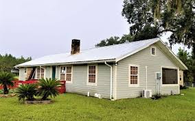 Get matched with qualified handyman services in bloomington, il. Under 100k Sunday C 1954 Handyman Special Ranch House Sits On A Beautiful And Private 2 Acres In Fl 73 600 Sold Country Life Dreams