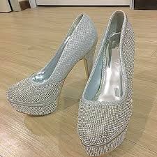 Mari kita lihat video animasi ini, kami. Diamond Glitters Wedding High Heels Kasut Tumit Tinggi Women S Fashion Shoes On Carousell