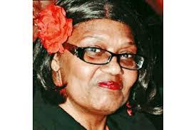 Estella Norman's Instagram, Twitter & Facebook