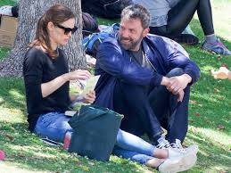 Hubo quien se sorprendió cuando la pasada semana ben affleck y jennifer garner anunciaron su divorcio. Jennifer Garner Ingresa A Su Exmarido Ben Affleck En Una Clinica De Rehabilitacion Para Tratar Su Alcoholismo