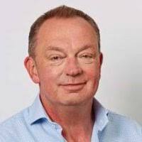 Kerry Rutherford's Instagram, Twitter & Facebook