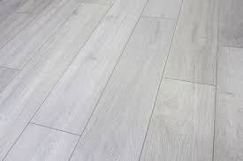 Black And White Laminate Flooring Uk Rockford Oak Laminate Flooring Flooring Hardwood Floors Laminate Flooring