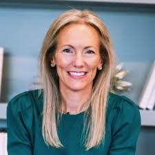 Norma Perine's Instagram, Twitter & Facebook