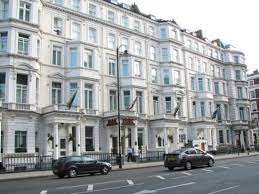 Cromwell road one apartments, located in chelsea, london, is a popular choice for travelers. Hotelk Front Across Cromwell Road Picture Of Park International Hotel London Tripadvisor