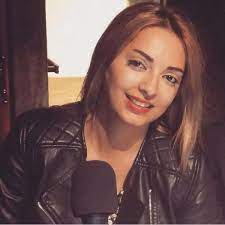 أكدت الإعلامية المصرية مي حلمي، على رغبتها في الاعتزال والابتعاد عن الأضواء بعد عدة أزمات مرت بها. Ù…ÙŠ Ø­Ù„Ù…ÙŠ Ù‚Ø¨Ù„ ÙˆØ¨Ø¹Ø¯ Ù…Ø¬Ù„Ø© Ø§Ù„Ø¬Ù…ÙŠÙ„Ø©