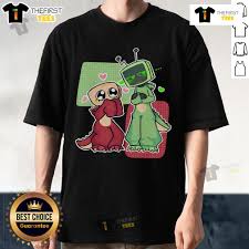 Pretty Vee And Shelly Dandys World Cute T-Shirt