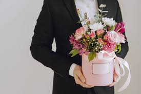 We are the best gift delivery canada online store in canada. Sending Flowers Subscriptions To Your City In Canada Heart Thorn Canada